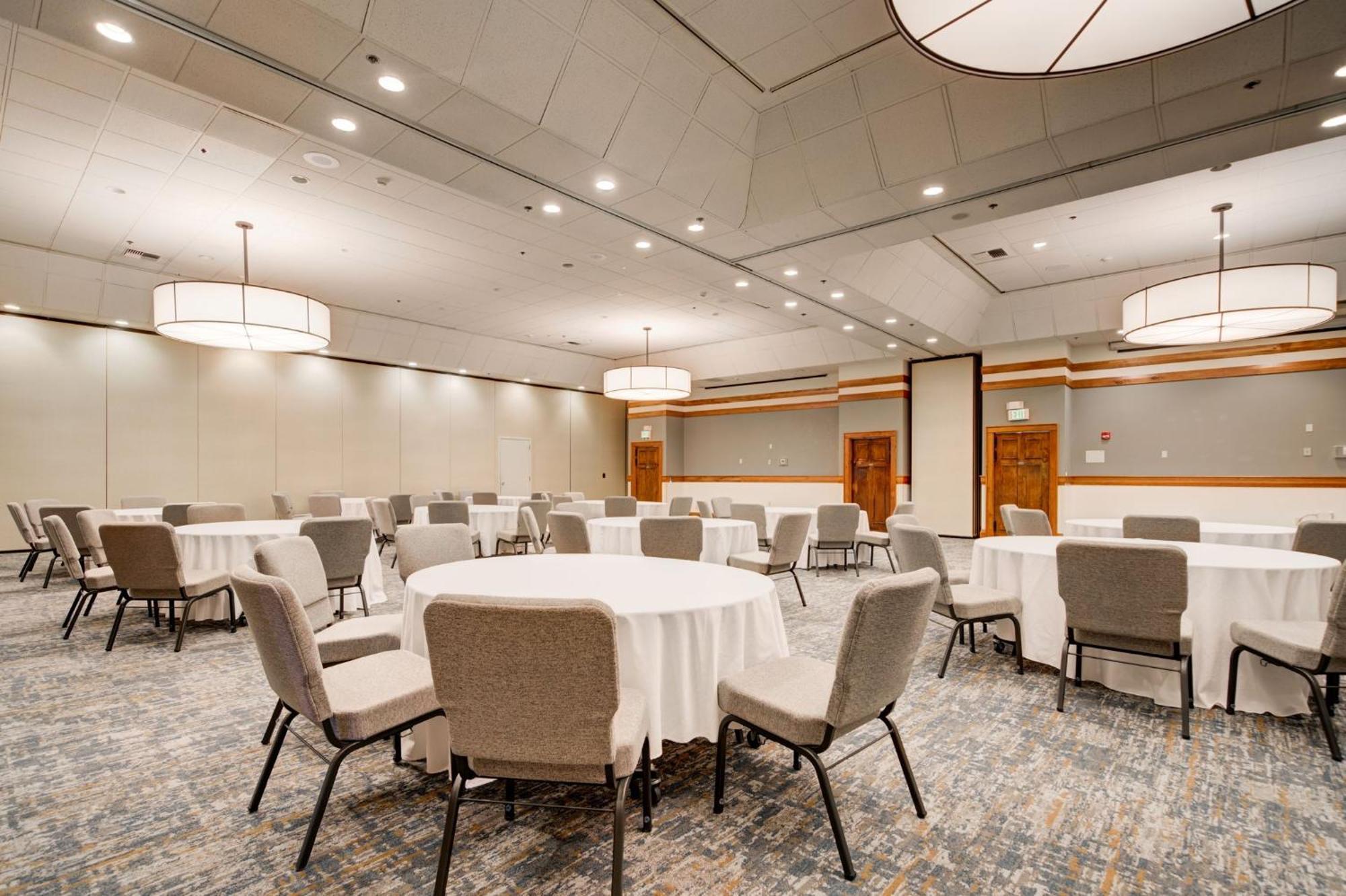 Holiday Inn West Yellowstone By Ihg Exterior foto